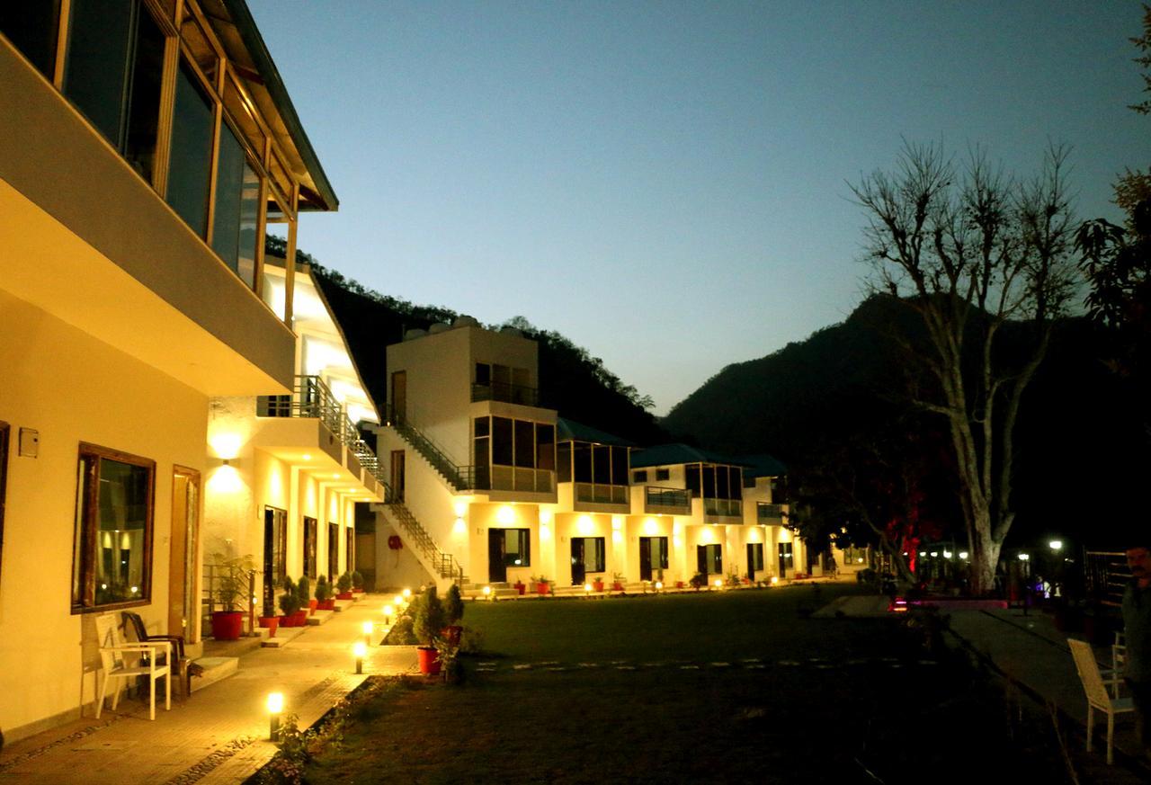 Ezzenza Mahayana Resort & Spa Rishīkesh Exterior foto